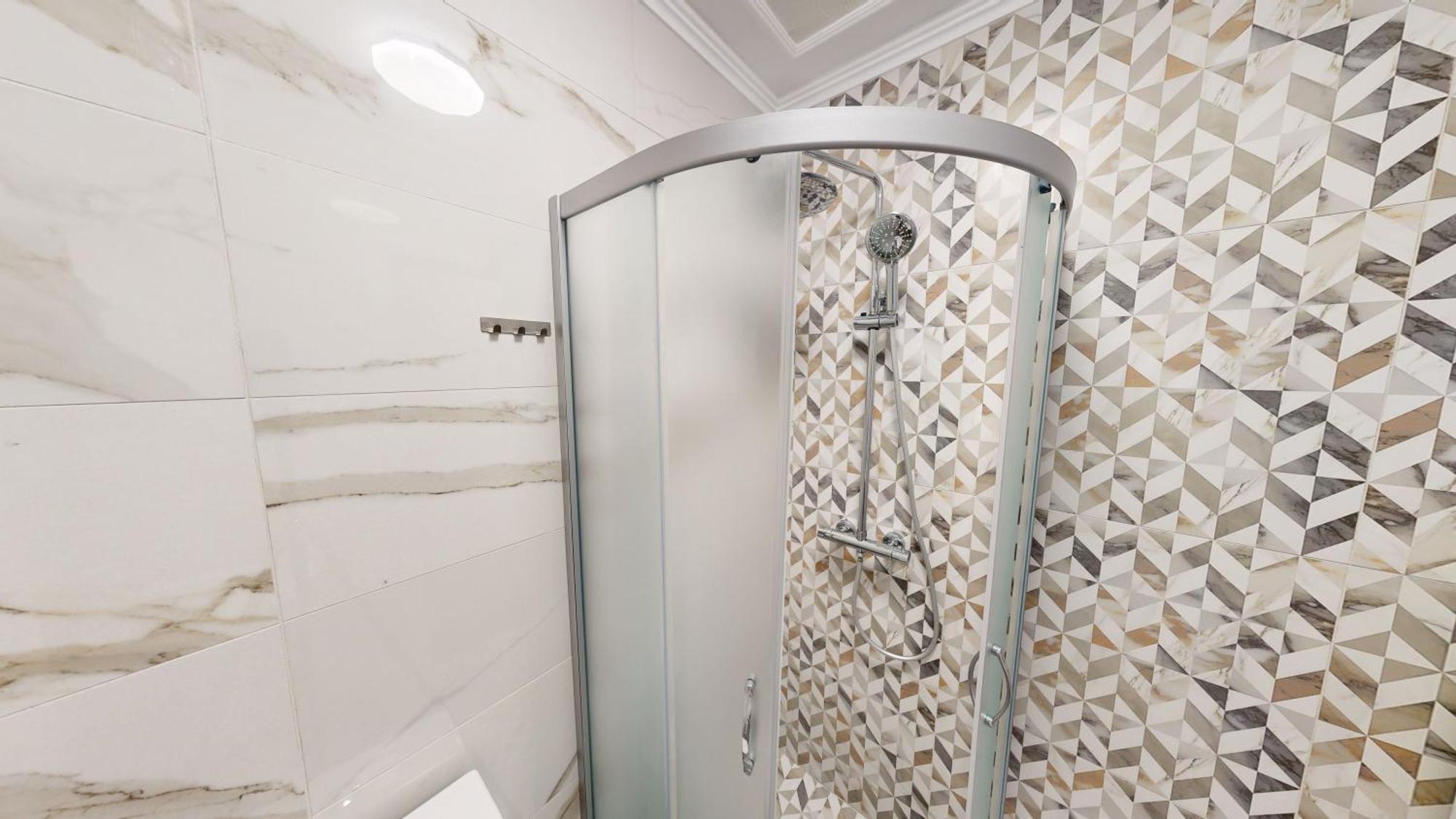 Modern 1br & Parking Appartement *